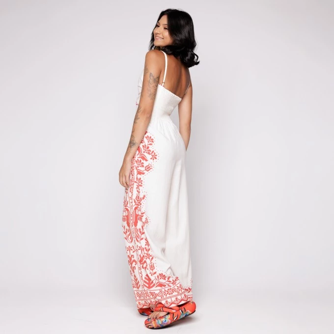 Macacão Pantalona Bordado Tropical