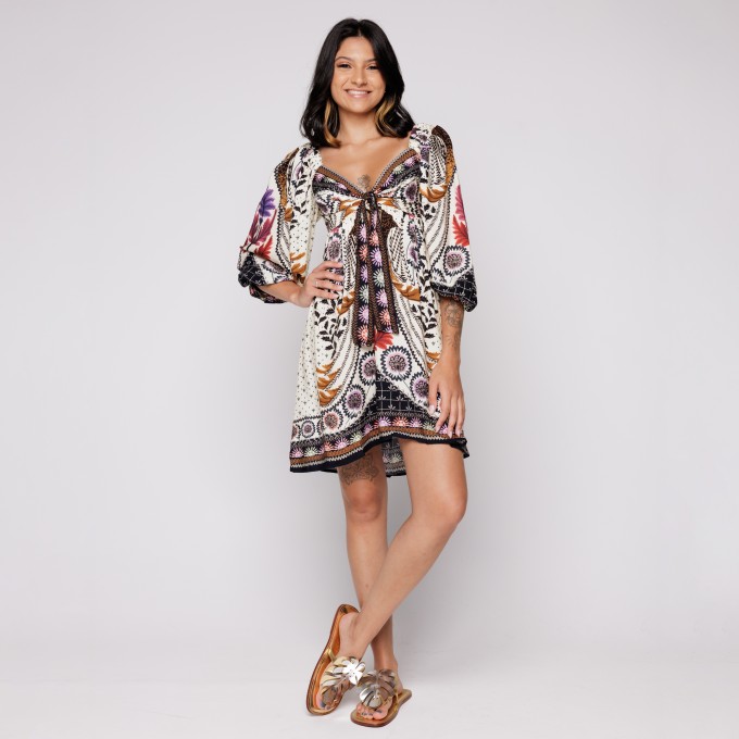 Vestido Curto Mg Tapete de Arara