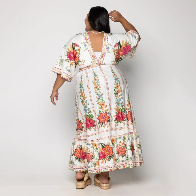 Vestido Midi Delicadeza Em Flor