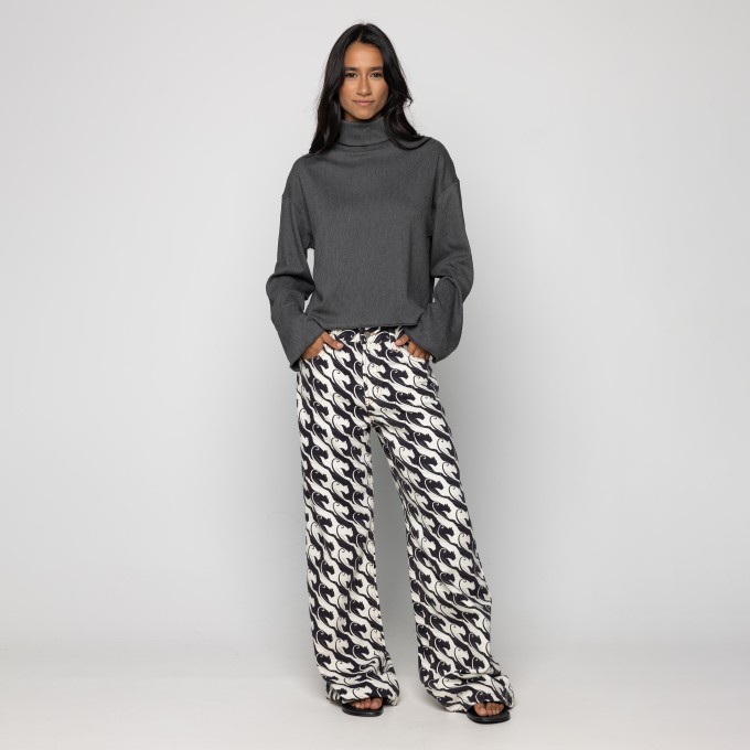 Blusa Gola Alta Textura
