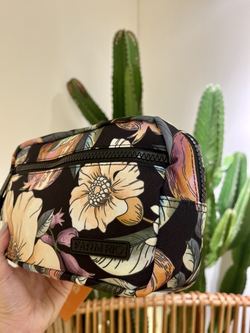Necessaire Farm Amô Romance em Flor