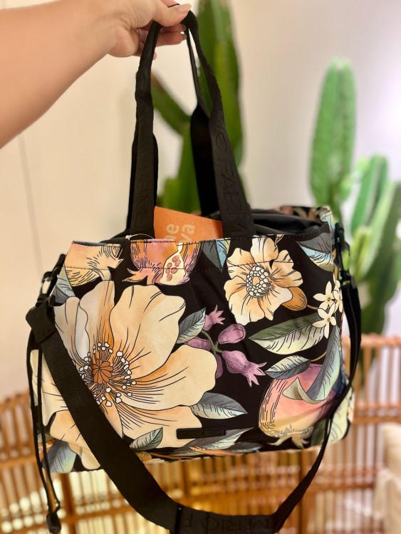 Totebag Farm Carioca Romance em Flor