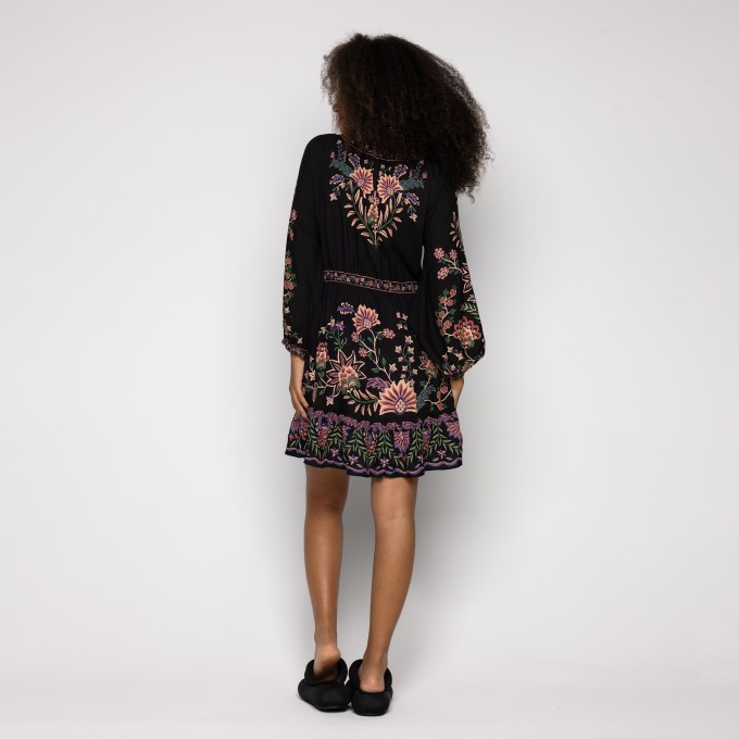 Vestido Curto Jardim Maravilha