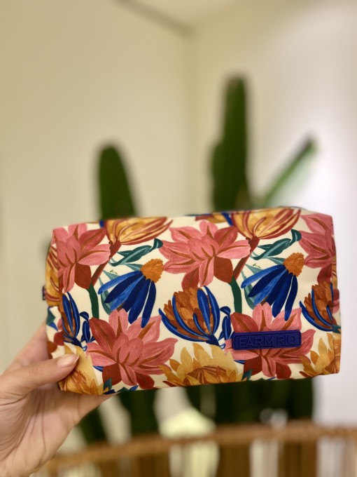 Necessaire Farm Bolas P Dança de Listras