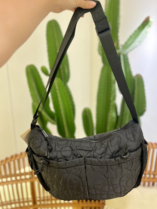 Bolsa Banana G Puffer Preto