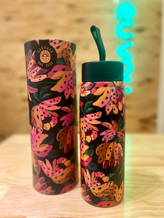 Garrafa Farm Que Sede 750ml Flor De Banana
