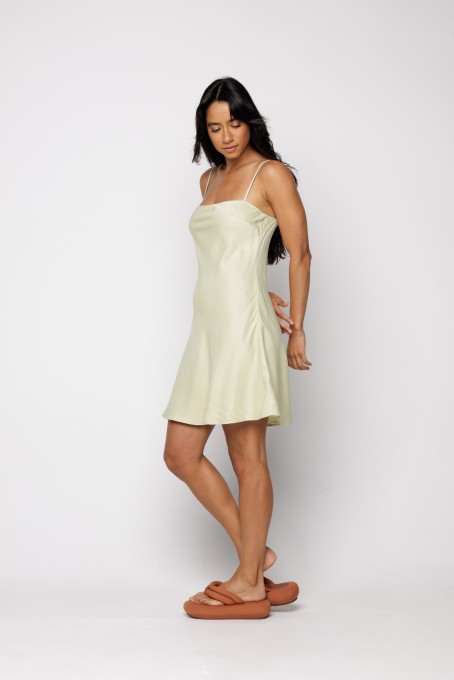 Vestido Curto Alcinhas Cetim