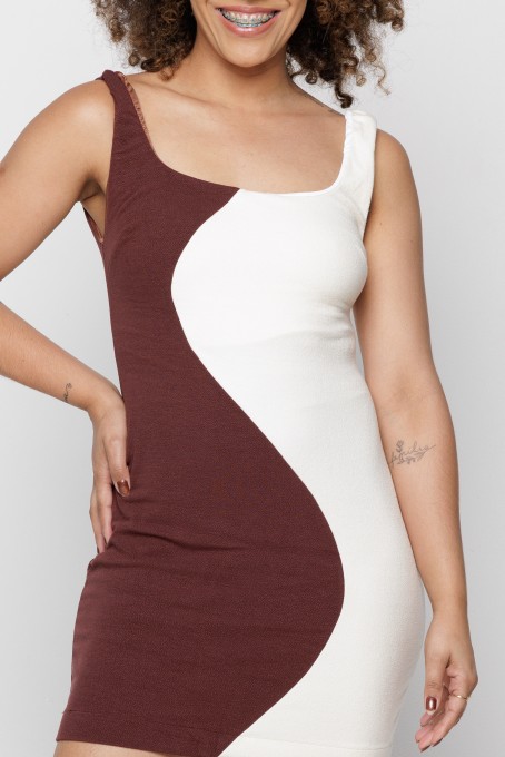 Vestido Curto Patch Marrom