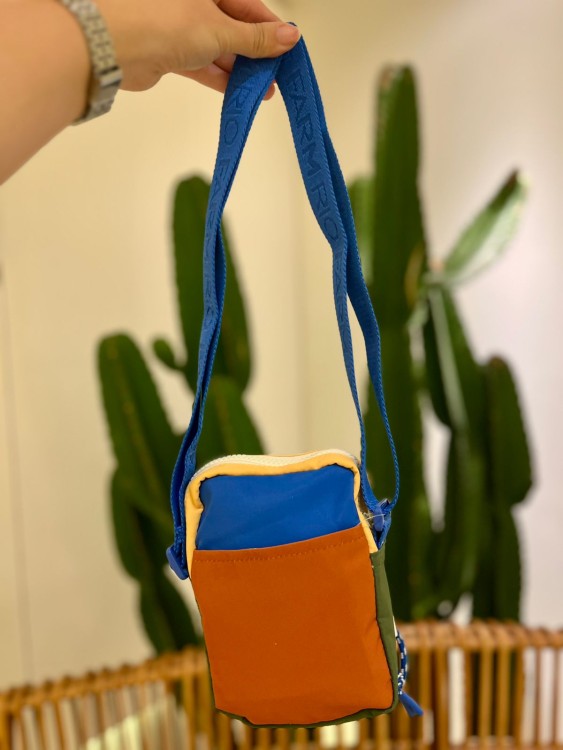 Bolsa Farm Da Gema Esporte Multicolorida