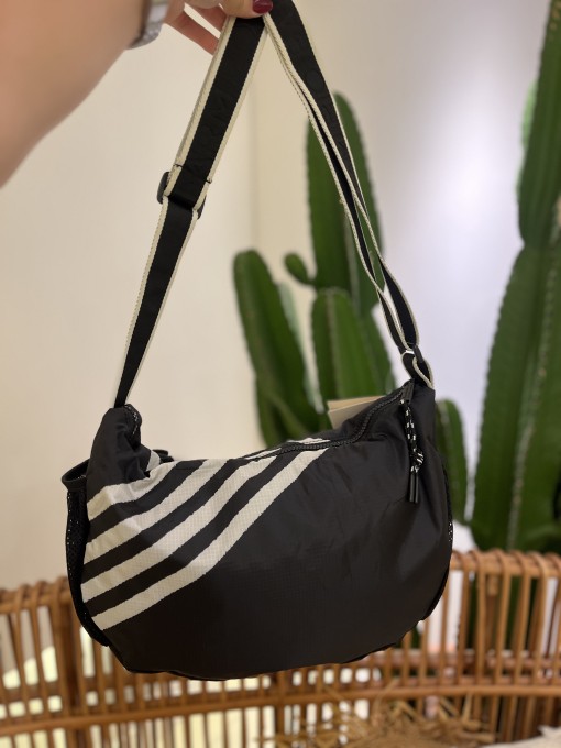 Bolsa Farm Banana G Silk Beija Flor