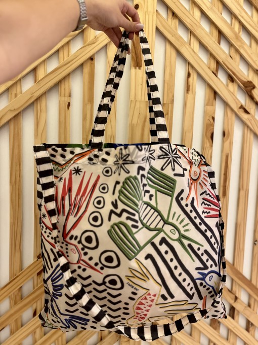 Bolsinha Farm Me Leva Beija Flor Urbano