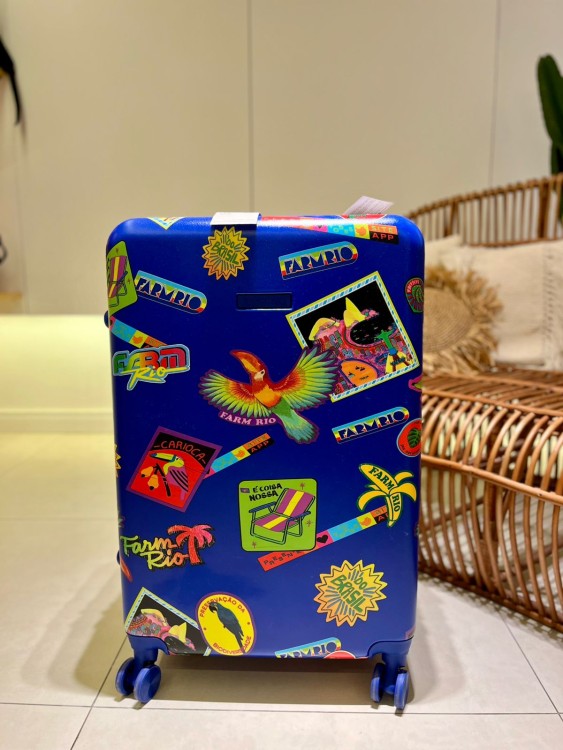 Mala Farm Me Leva Rígida G Patch Rio Azul