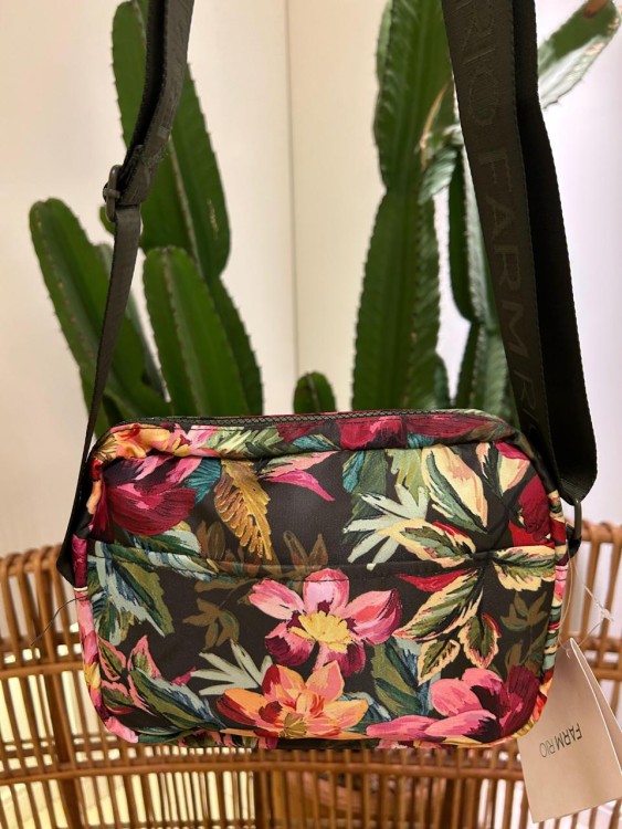 Bolsa Farm Ziriguidum Painted Flowers