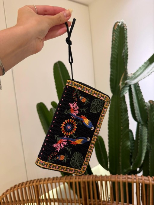 Carteira Farm Astral Tapeçaria Tropical Lenço