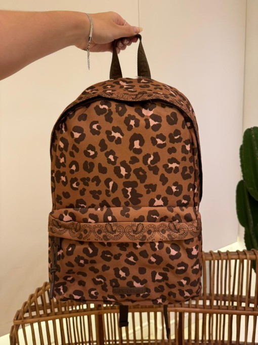 Mochila Farm Xodó Onça Bandana