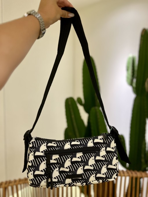 Bolsa Baguete Bico De Tucano