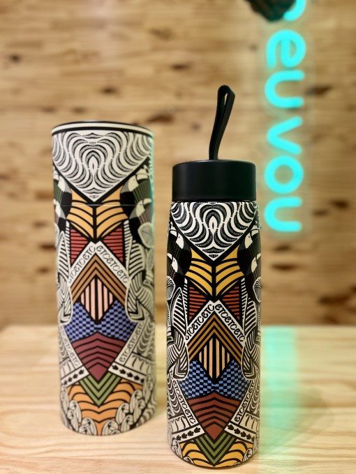 Garrafa Farm Que Sede 750ml Gráfico Rolezin Tucanos