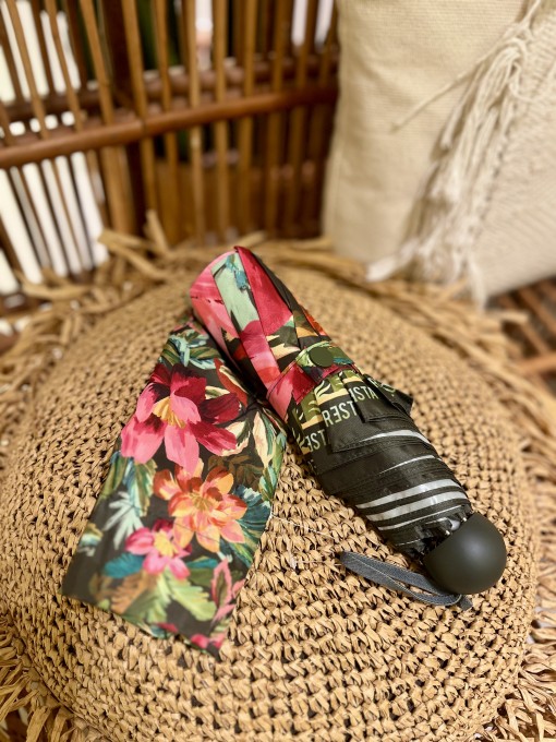 Guarda-Chuva Farm Chuá Painted Flowers