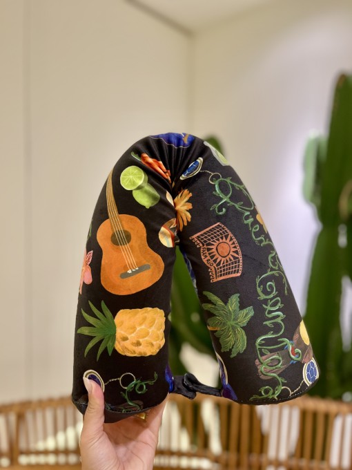 Travesseiro de Viagem Farm Buena Gente