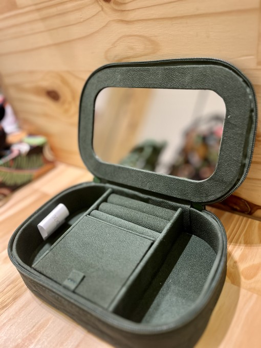 Porta Joias Puffer Verde