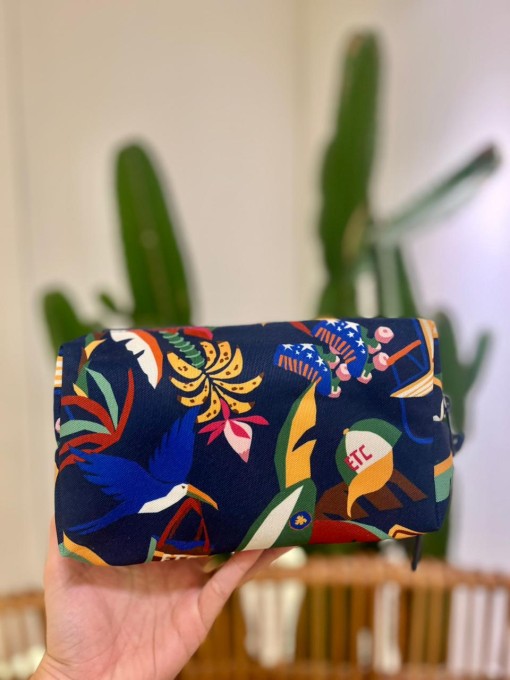 Maxi Necessaire Farm Ora Bolas p Mundo Etc