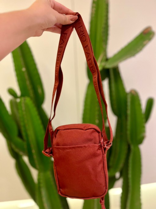 Bolsa Farm da Gema Tucano Cúpido