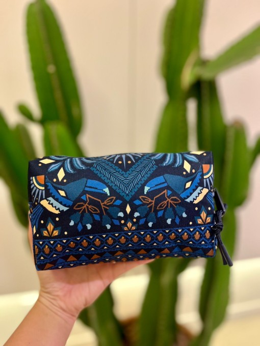 Maxi Necessaire fFarm Ora Bolas P Lenço Magia Tropical