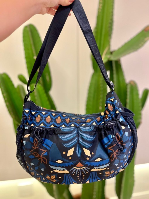 Bolsa Farm Banana G Lenço magia Tropical