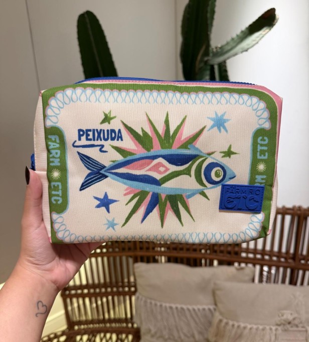 Maxi Necessaire Farm Ora Bolas Rótulos Sardinhas G