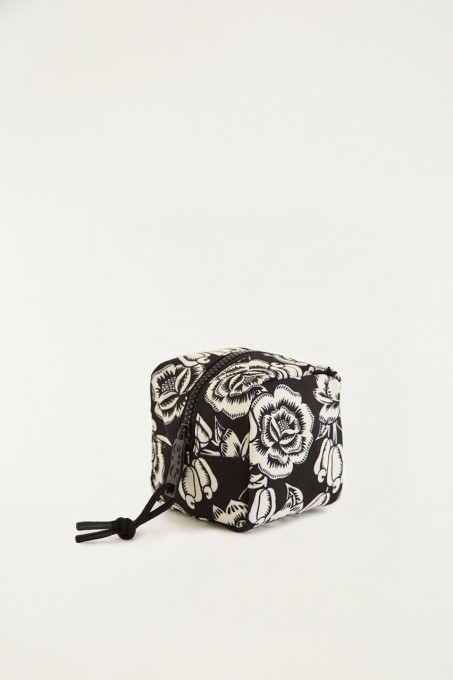 Necessaire Farm Caçula Floral Caju