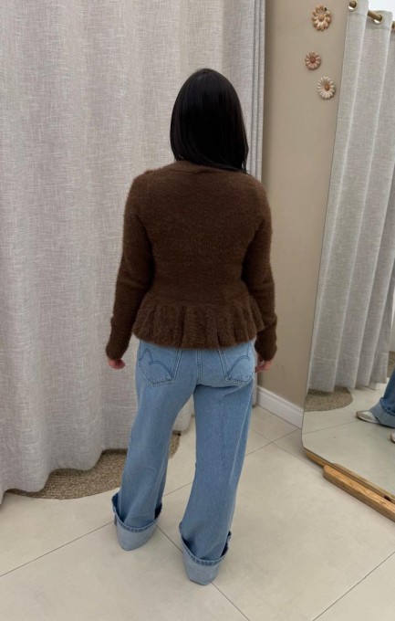 Blusa de Manga Tricot Pelinhos Marrom Castanha
