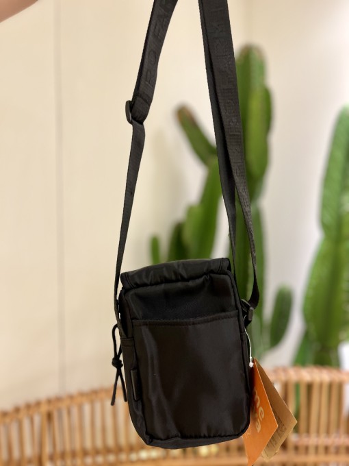 Bolsa Farm Fervo Rio Fantasia Preta