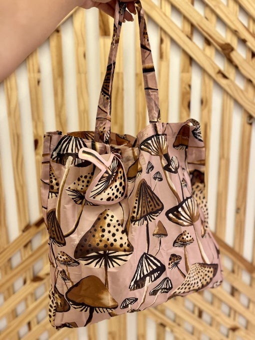 Bolsinha Farm Me leva Cogumelos