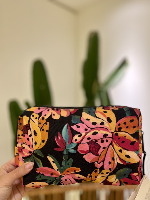 Maxi Necessaire Farm Ora Bolas M Flor de Banana