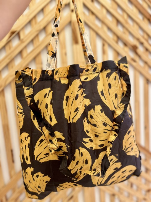 Bolsinha Farm Me Leva Bossa Banana