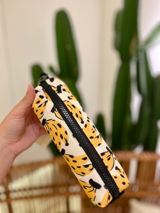 Mini necessaire Farm Ora Bolas Bossa Banana