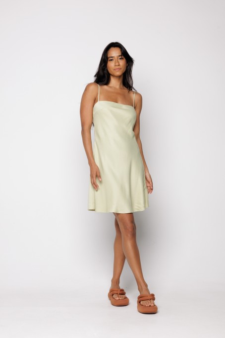 Vestido Curto Alcinhas Cetim