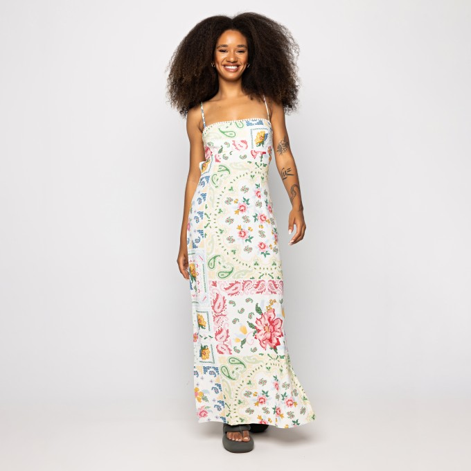 Vestido Cropped Bordado Bandana