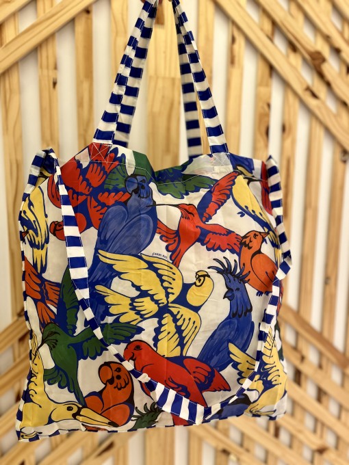 Bolsinha Farm Me Leva Passarejo Multicolorido